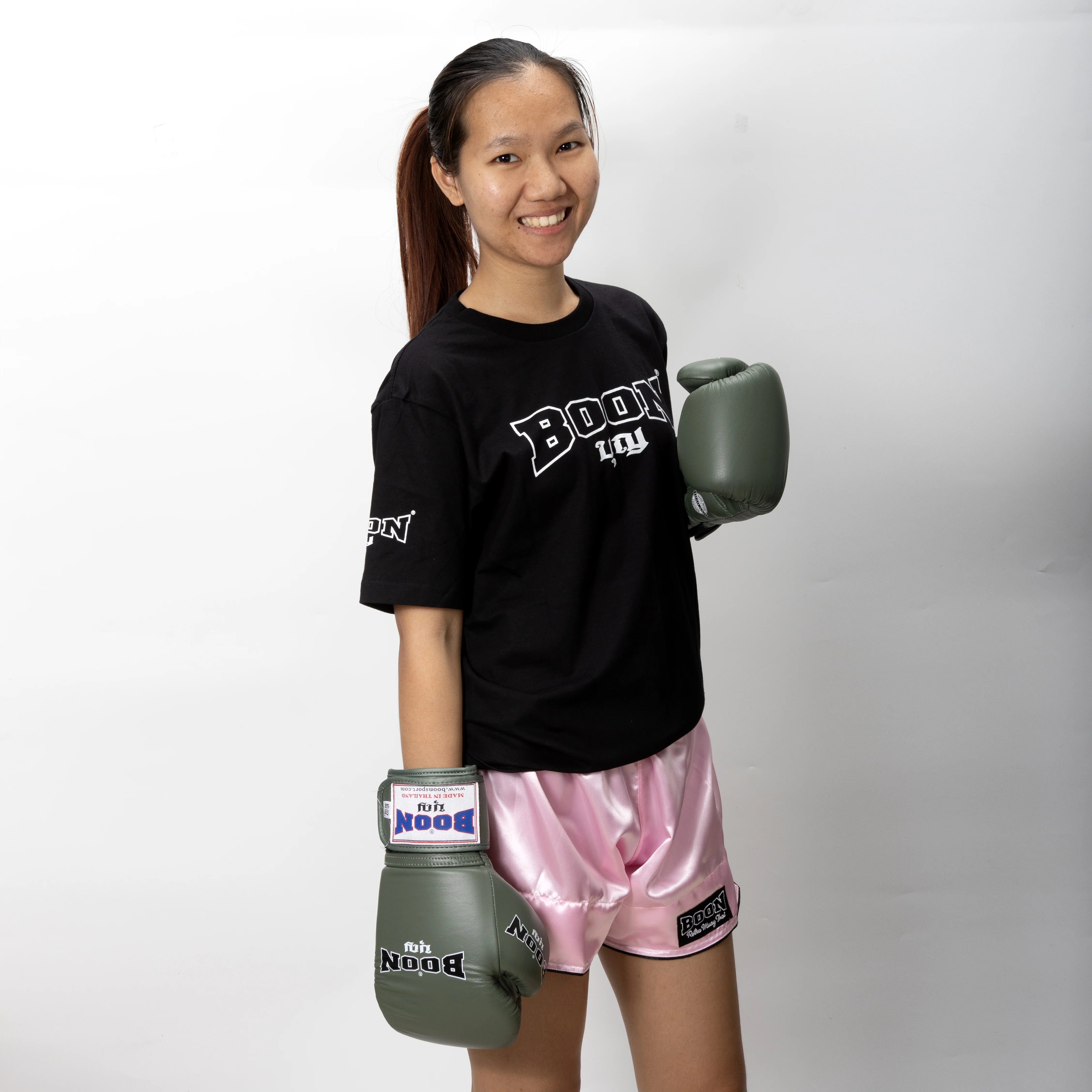 Essentials Kit for Muay Thai Boxing Enthusiasts - Image 2