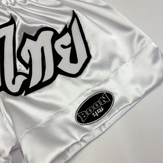 MT02W Muay Thai Shorts WHITE CLASSIC - Image 2